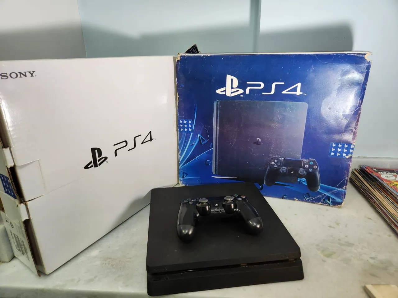 PS4 PLAYSTATION 4 SLIM 500G COM CAIXA, NOVÍSSIMO!