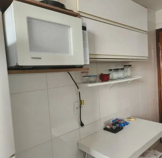 CONDOMÍNIO WEEKEND.  MOBILIADO, COM 03 QTOS SENDO 01 SUÍTE, CLIMATIZADO E ARMÁRIOS. - Foto 5