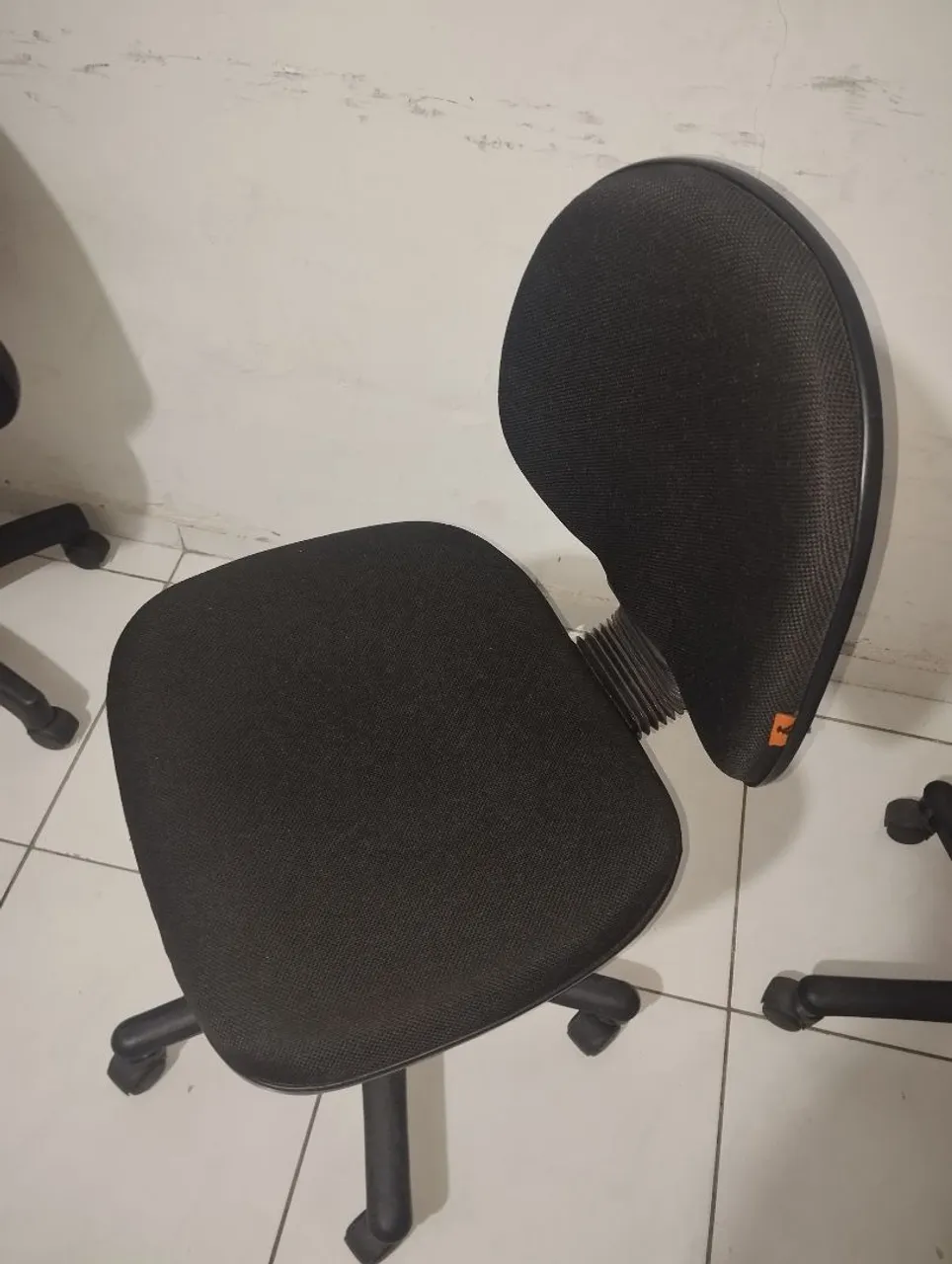 Cadeira de escritório preta