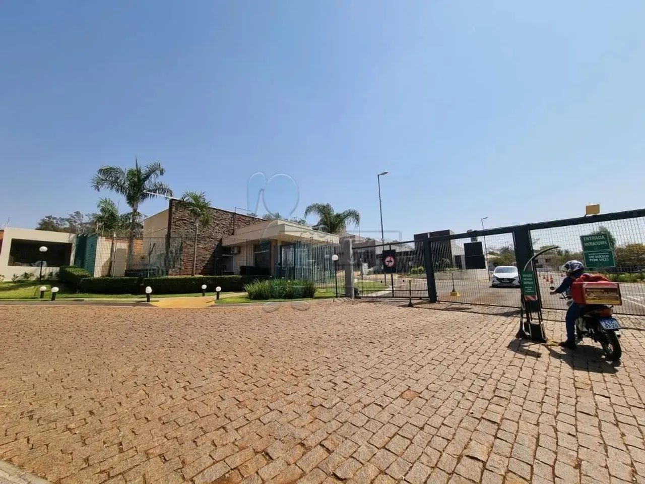 Terreno de 256m² à venda em condomínio - Terras de San Gabriel - Foto 3