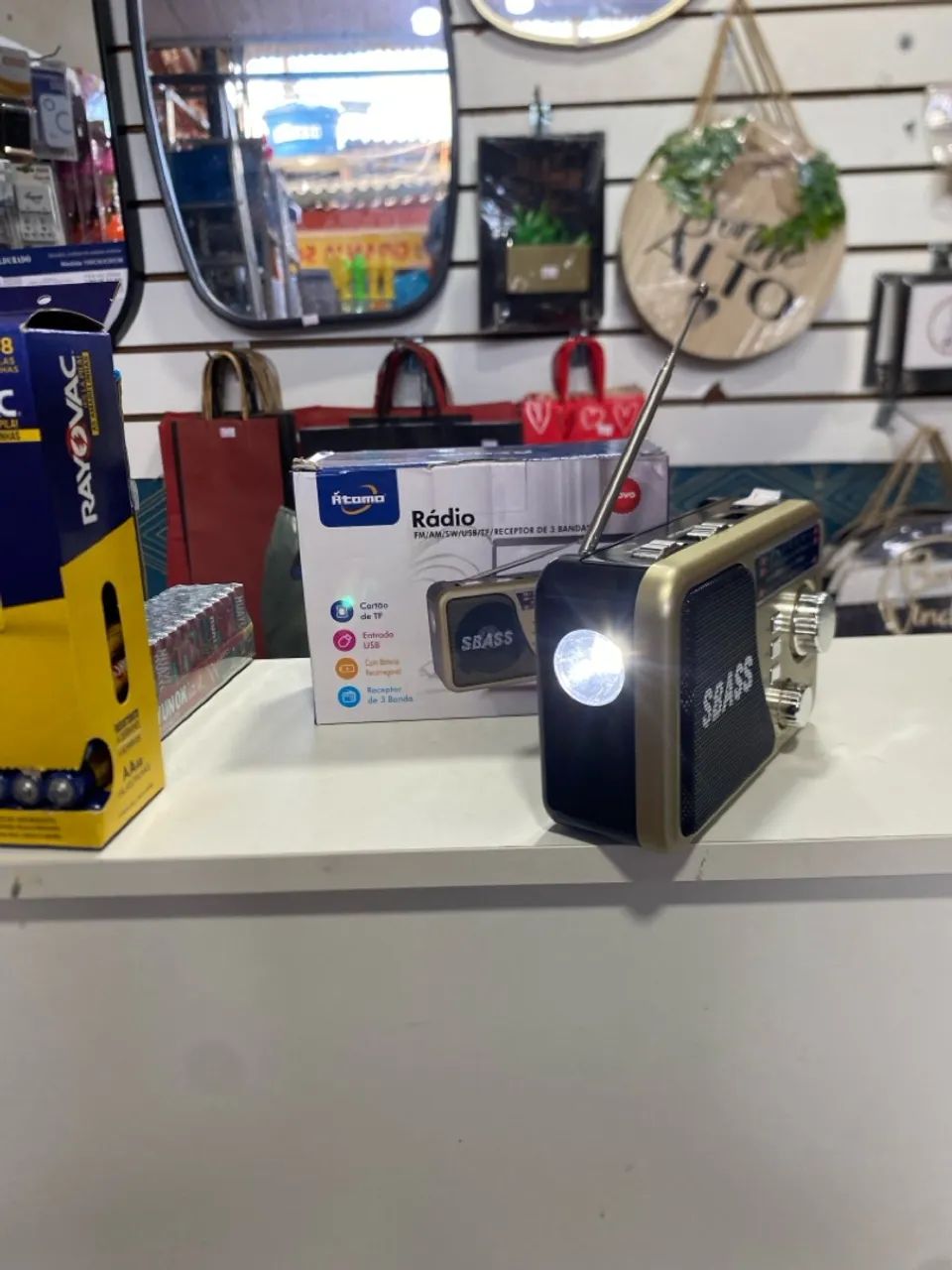 rádio FM/am com lanterna , rádio Bluetooth e pendrive  - Foto 3