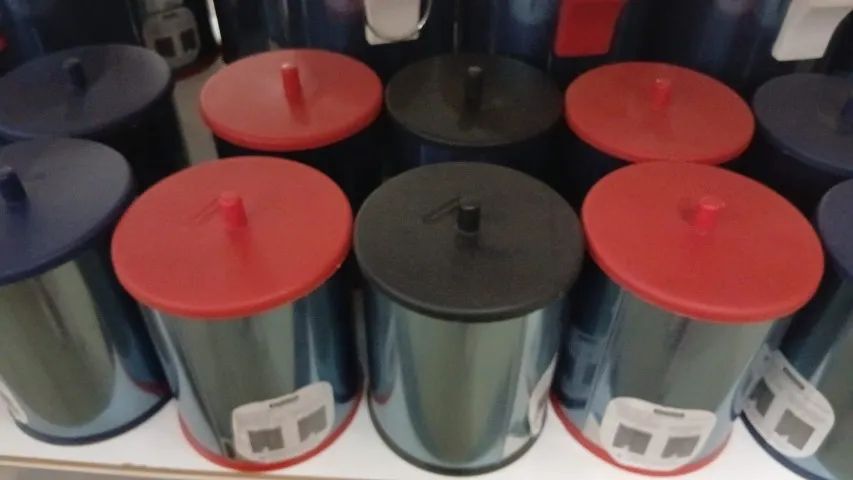 Lixeira Inox Martinazzo 3.2L com tampa a vista apenas R$29,90