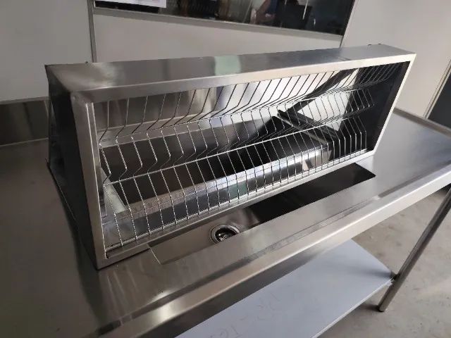 Escorredor de Pratos com Design Ergonômico e Resistente