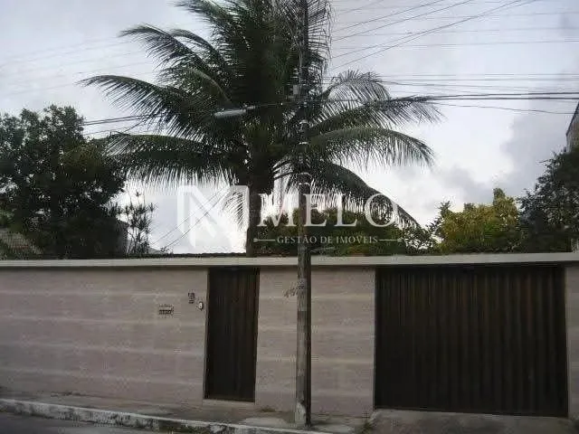 Casa aluguel 3 Qts,.1 Suits,100M²,3 vagas, Encruzilhada