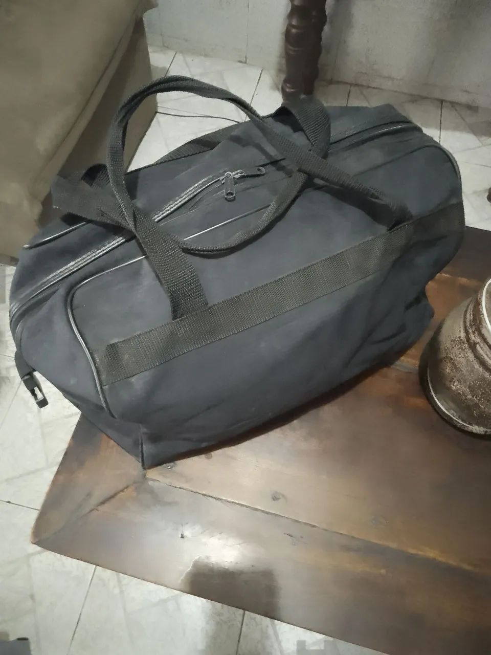 Mochila Preta resistente  46x30x27 - Foto 3