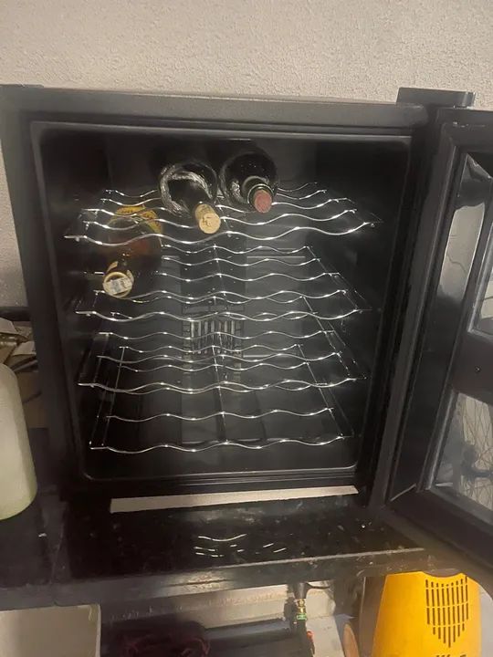 Adega Philco para 12 Garrafas sem uso - Foto 4