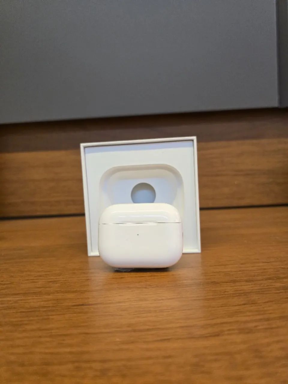 Apple AirPods Pro 2nd Generation White Sealed with Warranty64595543392002122