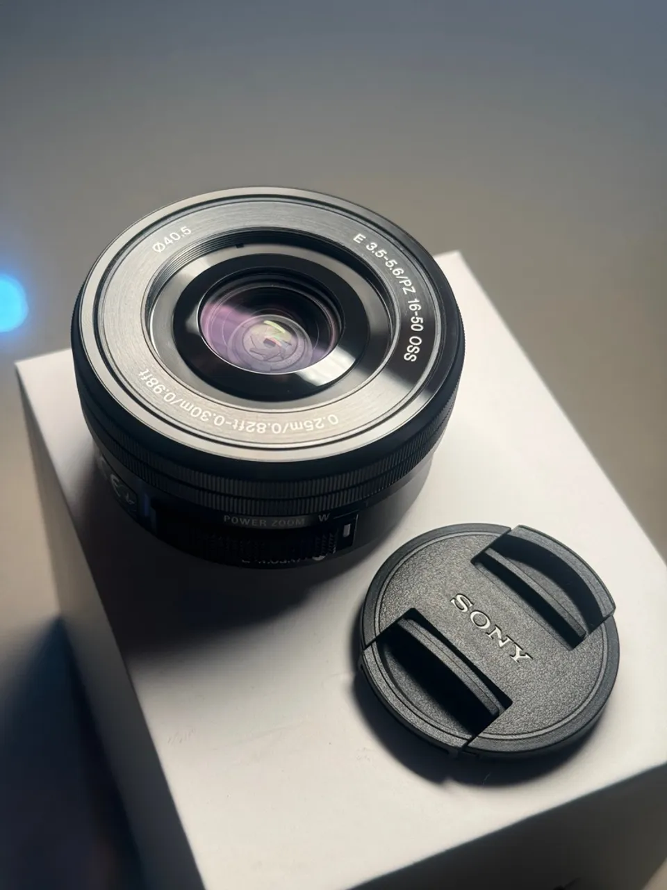 Lente Sony E 16-50mm f/3.5-5.6 OSS Power Zoom