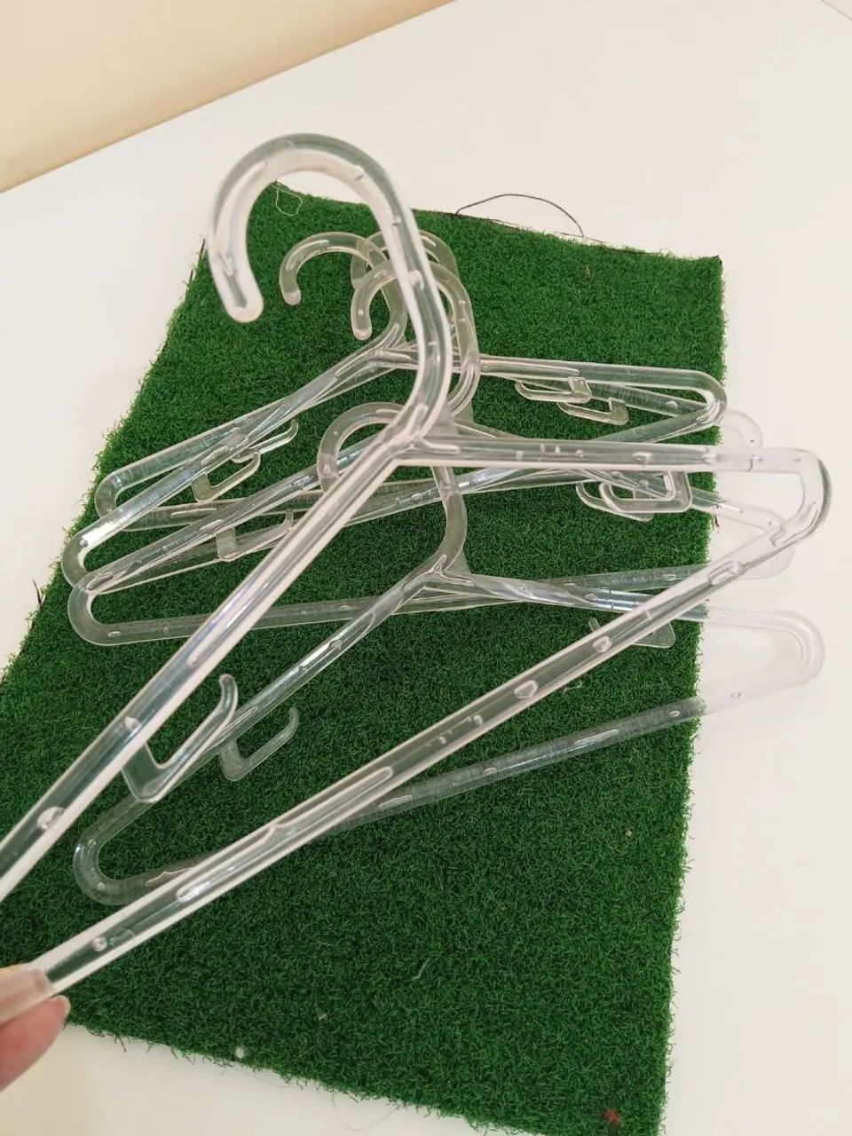50 Cabides em Acrílico Transparente Infantil 