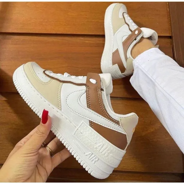 Tênis Nike Tendência (Tamanho 34)