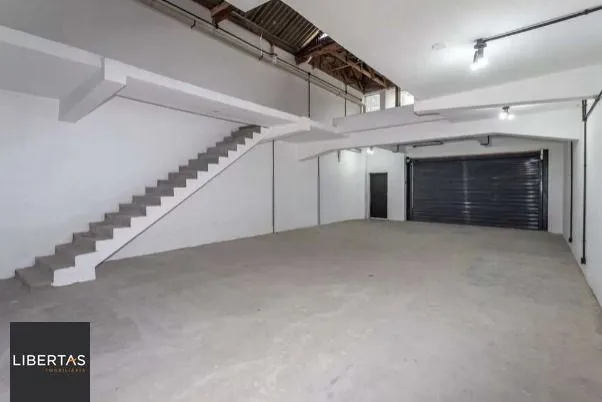 Prédio 4 dormitórios para alugar São Geraldo Porto Alegre/RS