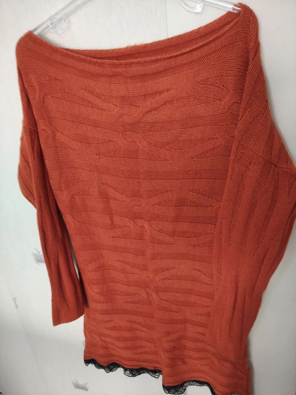 Vestido Tricot Laranja com Detalhe em Renda - Foto 3