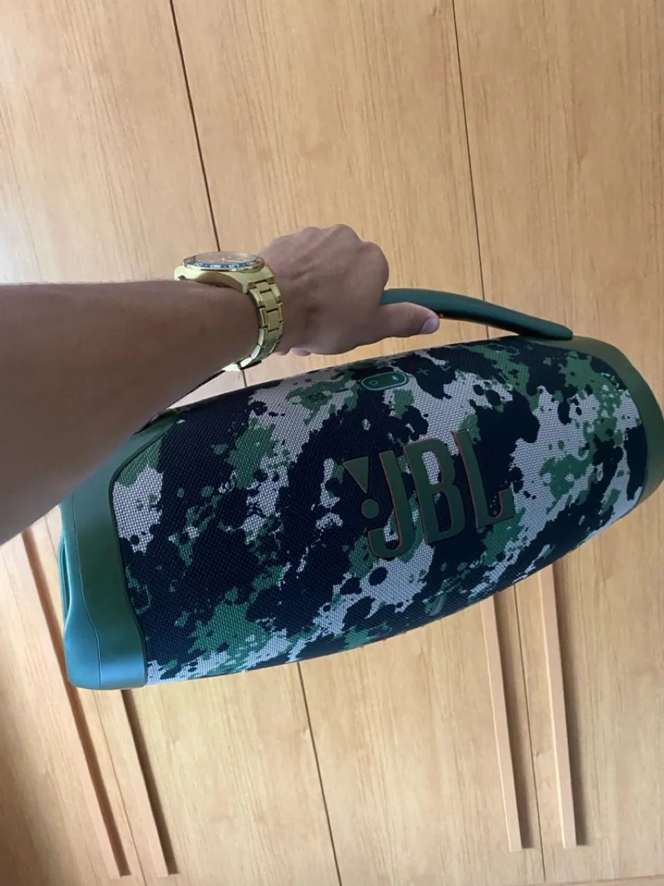 Caixa de Som JBL Boombox 2 camuflada