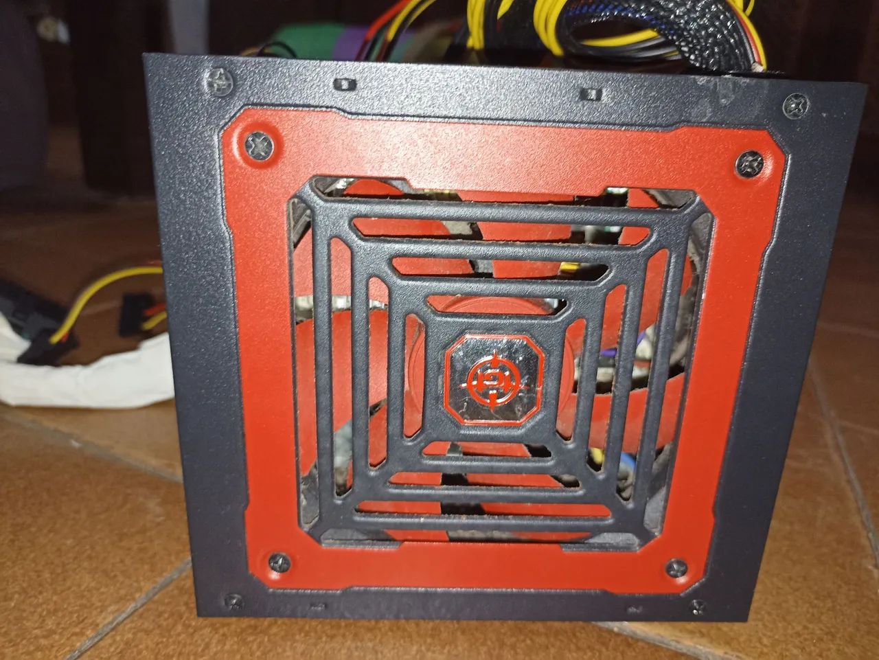 Fonte Tomahawk 500w *defeito - Foto 3