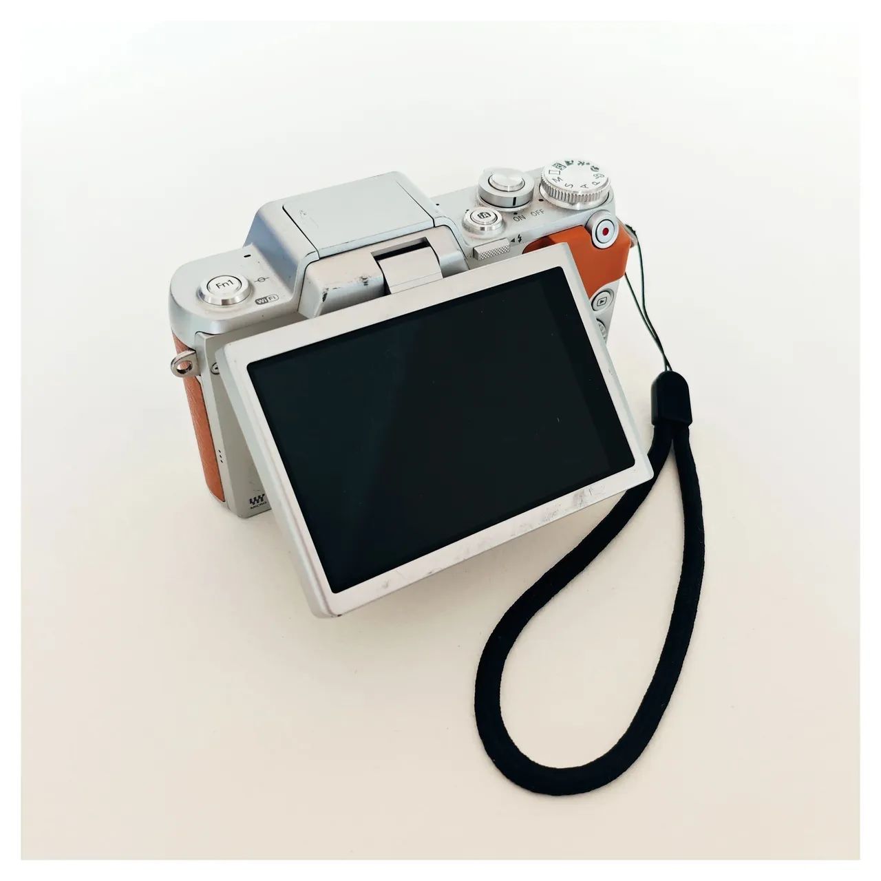 Kit Câmera Mirrorless Panasonic GF7 + Lentes Olympus + Acessórios - Foto 2