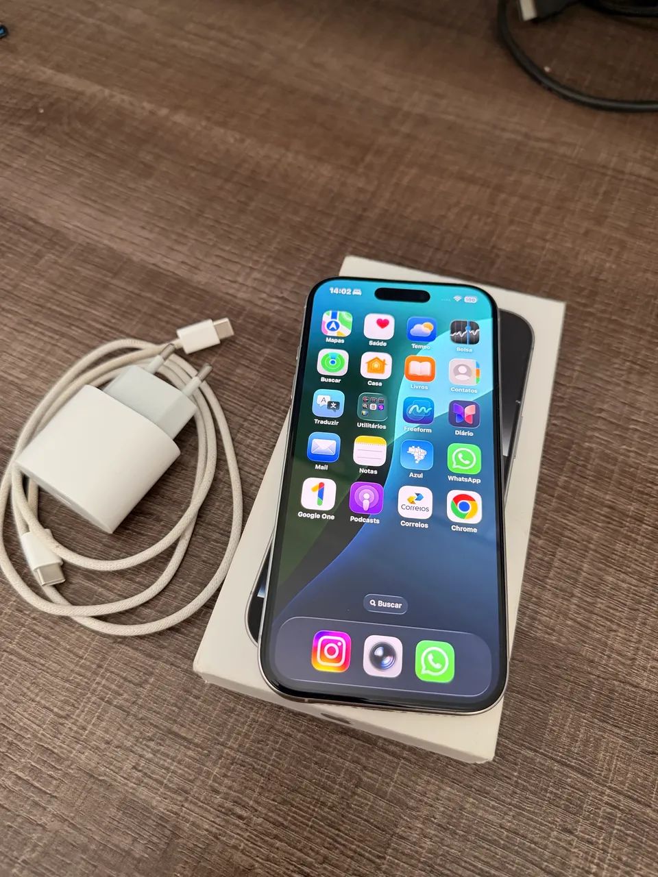 iPhone 16 pro White Titanium  - Foto 2