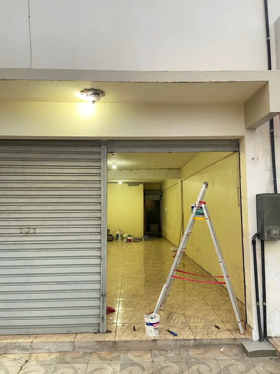 Alugo ponto comercial  ! Na Cândido Mendes ! - Foto 3