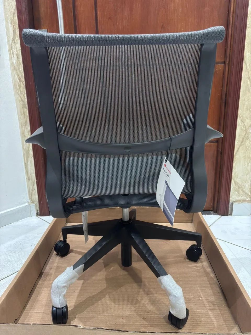 cadeira herman miller setu nova sem uso  - Foto 3
