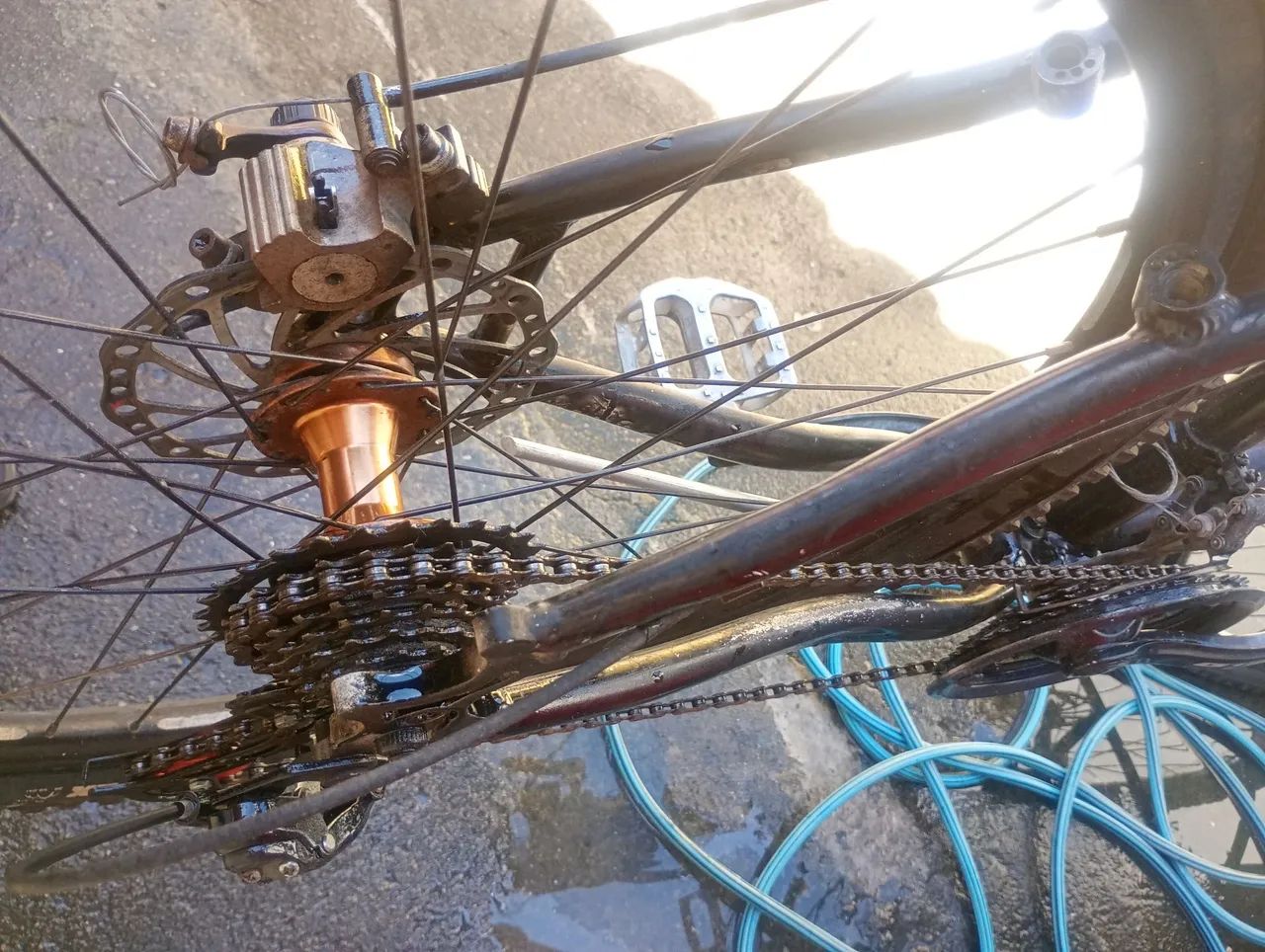 Bicicleta MTB GTS freio a disco e marcha Shimano Aro 26 VZAN - Foto 2