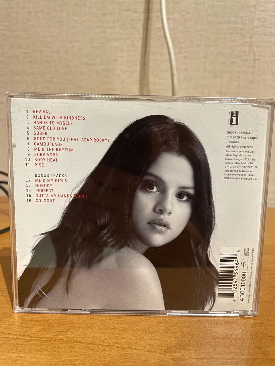 Selena Gomez Revival Deluxe - Foto 3