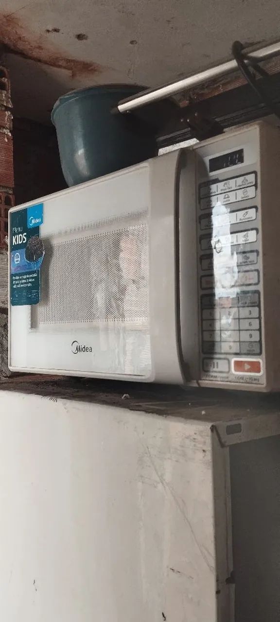 Microondas funcionando perfeitamente 