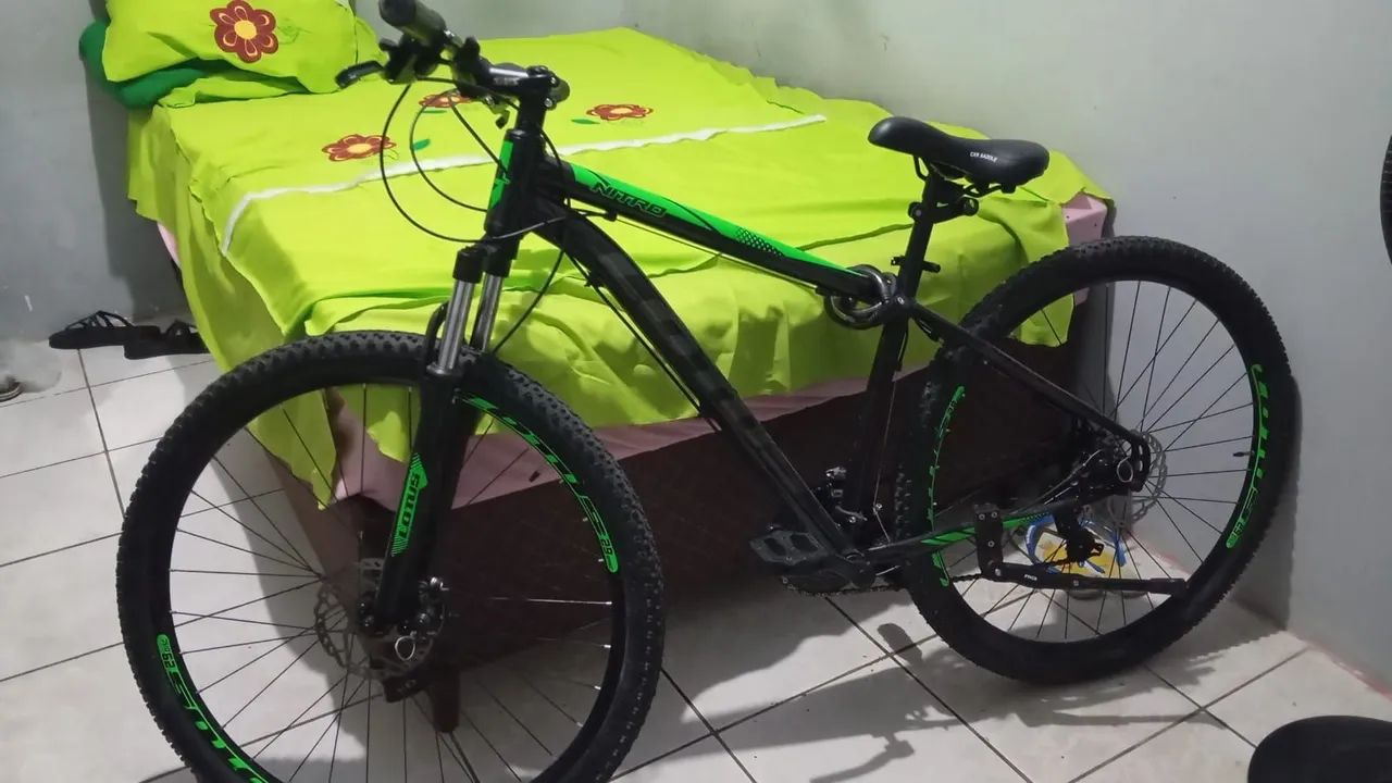 Bike semi nova 