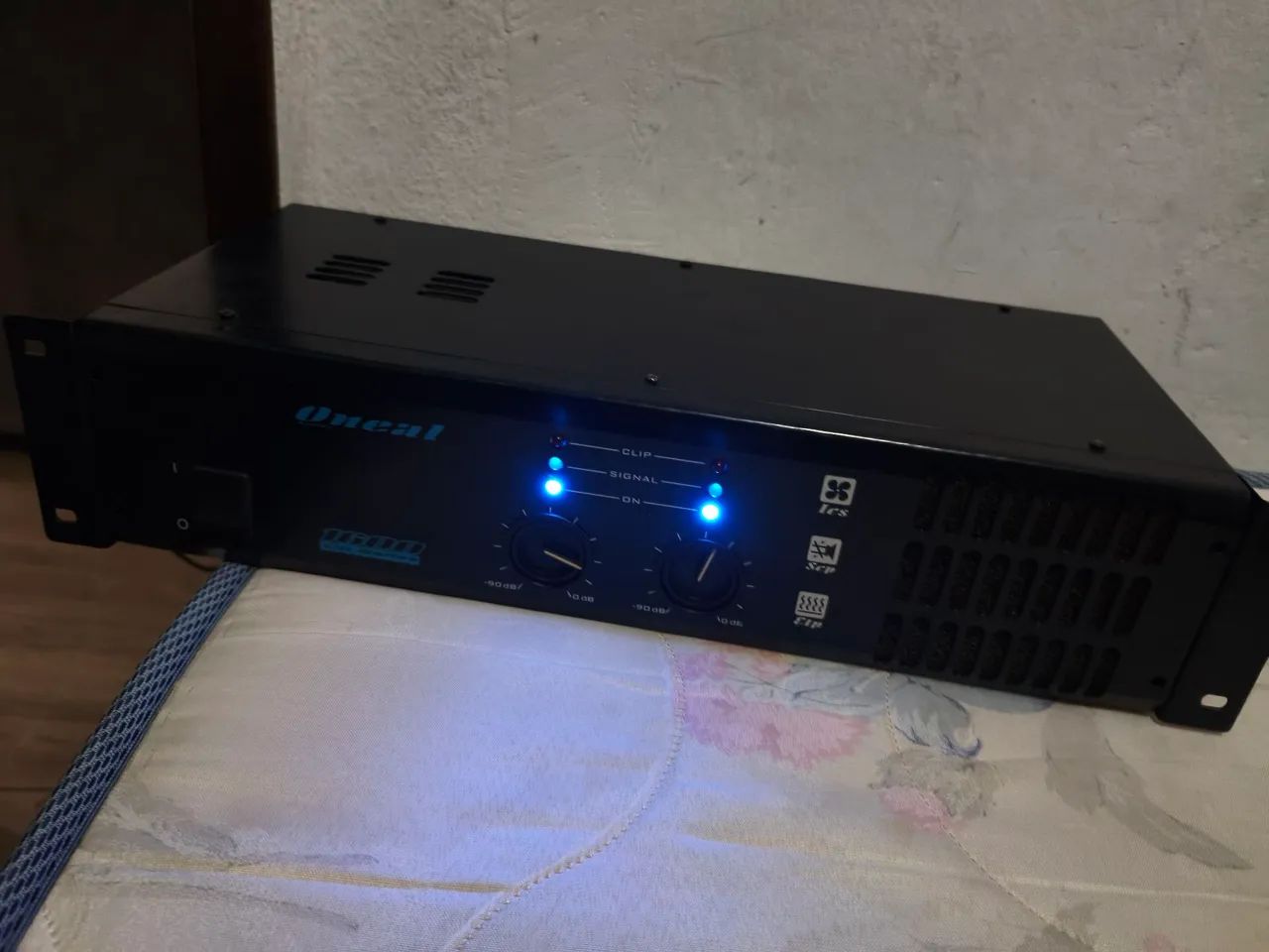 Caixa amplificadora