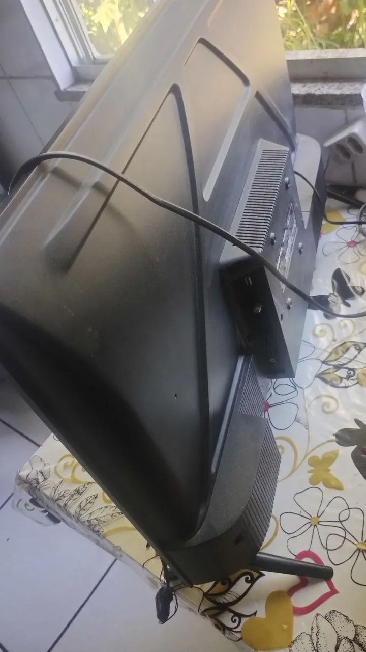 Tv smart tcl 32 polegadas .. sou de Barra do Piraí  - Foto 2