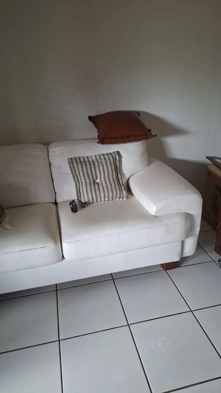 Sofá  de dois lugares