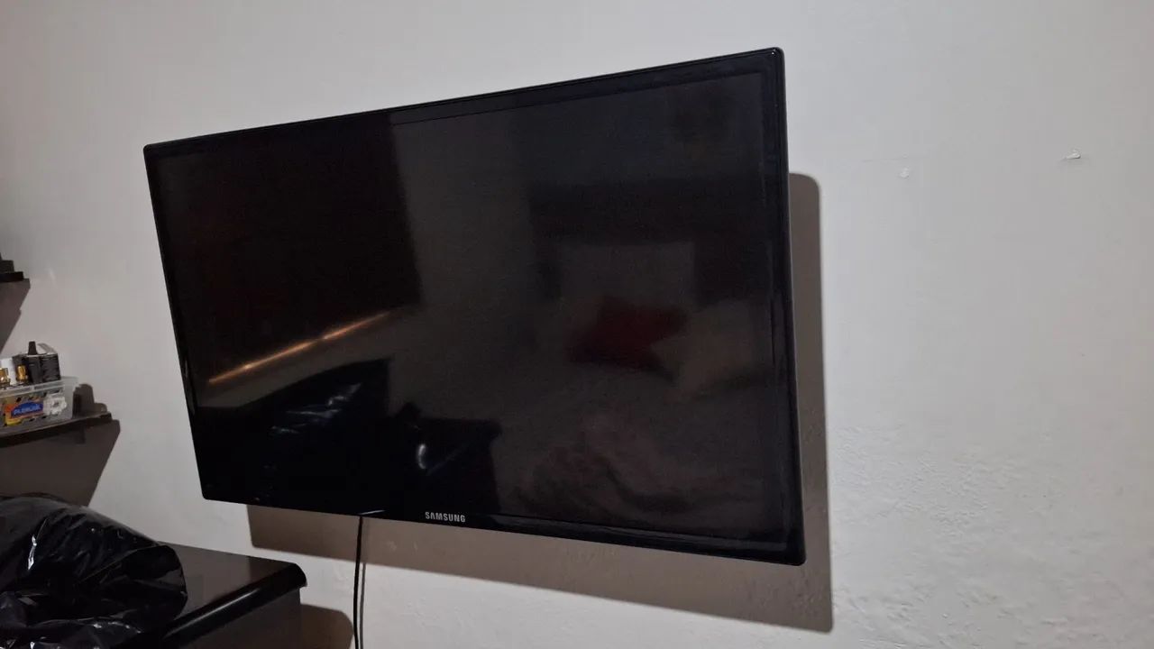 TV Samsung 32, não smart