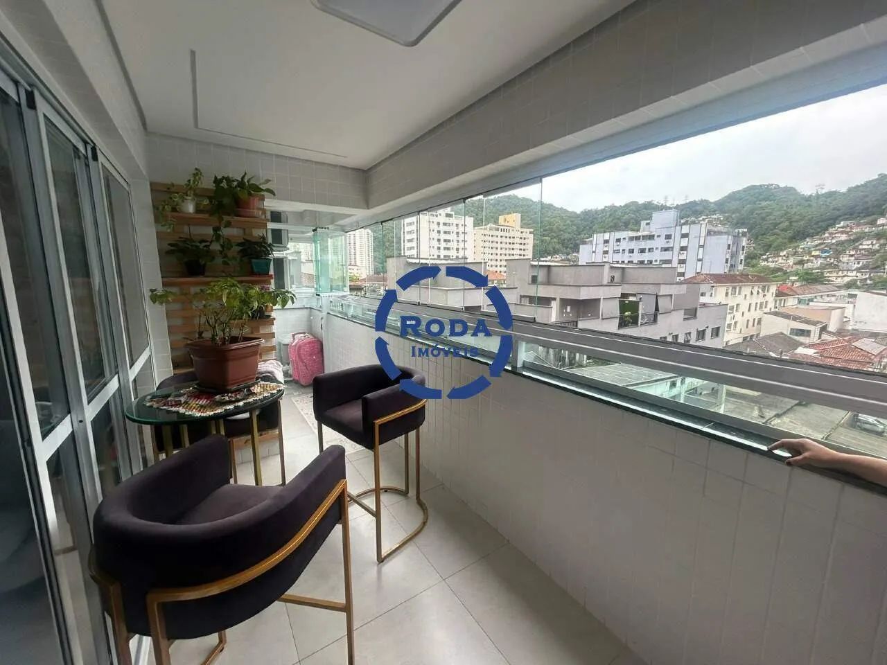 Apartamento com 2 dormitórios, suíte e lazer completo no Marapé - Foto 2