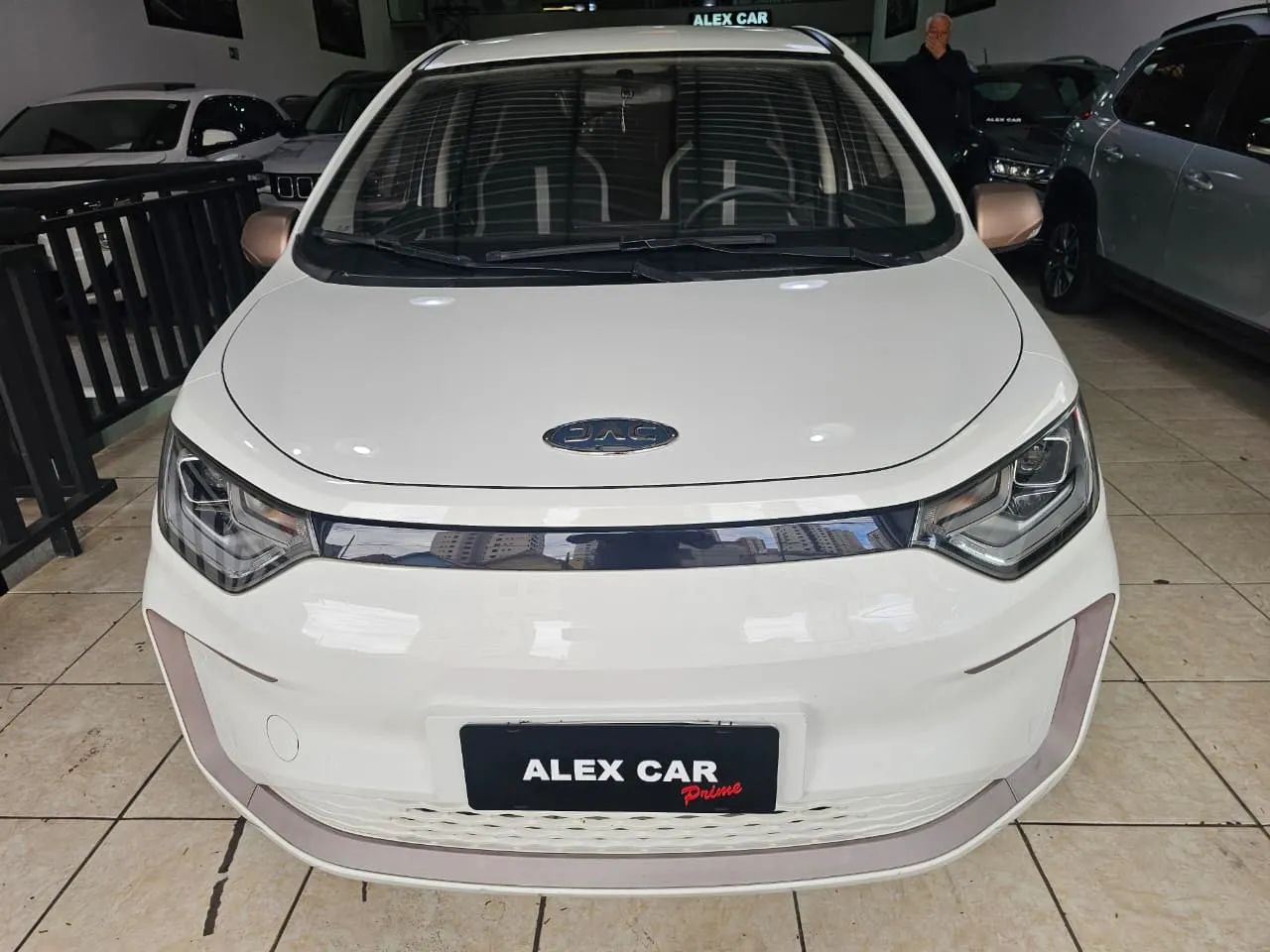 JAC E-JS1 62cv 5P Aut. (elétrico) 2023 - Foto 3