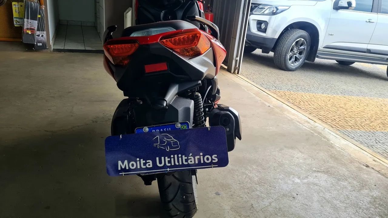 XMAX 250 2024 / 1.200km - Foto 2
