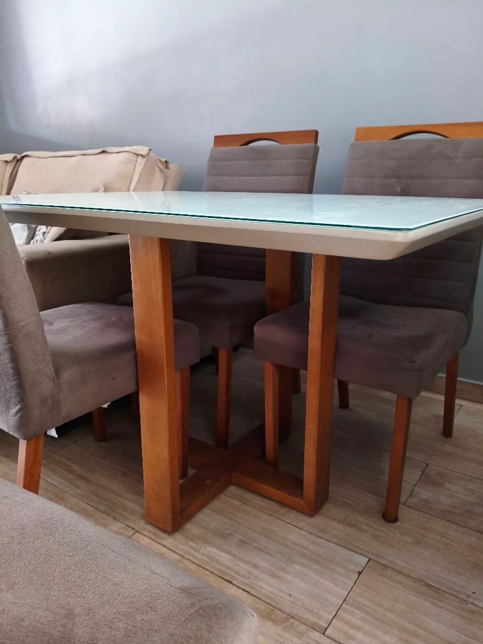 Mesa tipo laqueada + 4 cadeiras - usada - Foto 3