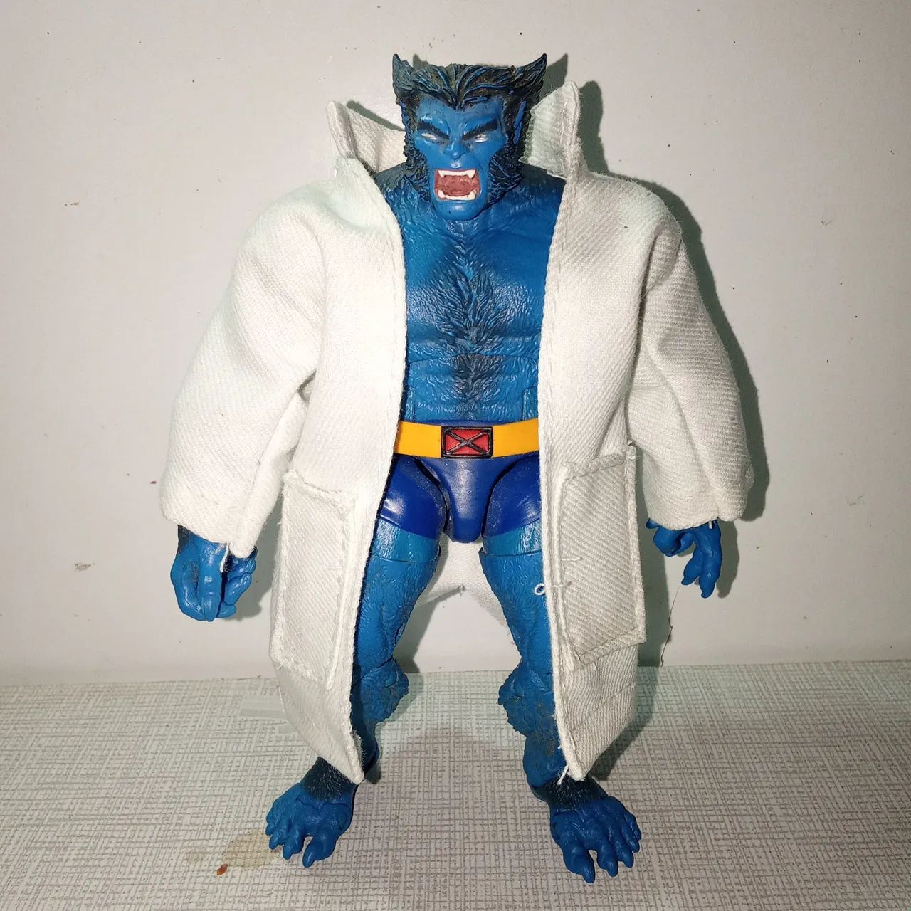 1 Jaleco do Fera Beast Marcel Legends.