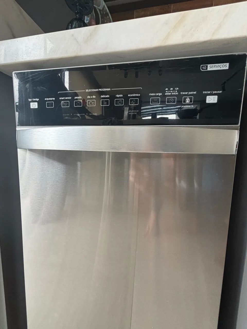 I T E M 0 4 · C O Z I N H A Lava-Louças Brastemp 10 Serviços BLF10BR