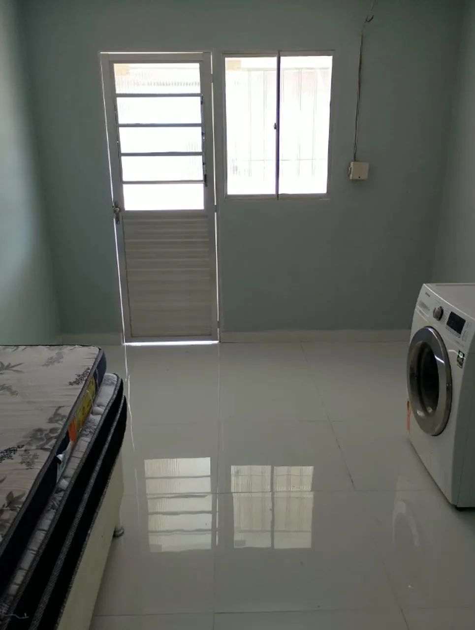 Alugo kitinet na várzea perto da UFPE 