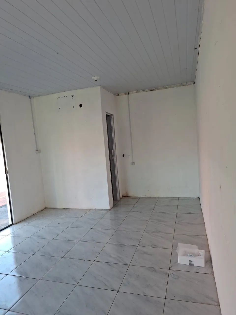 ALUGA-SE PONTO COMERCIAL DE ESQUINA - Foto 5