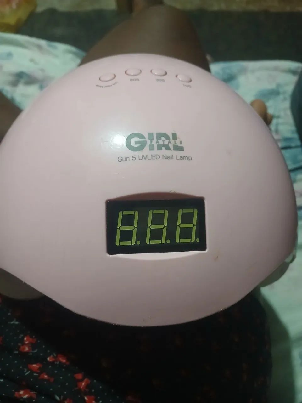 Vendo  um máquina de unha  