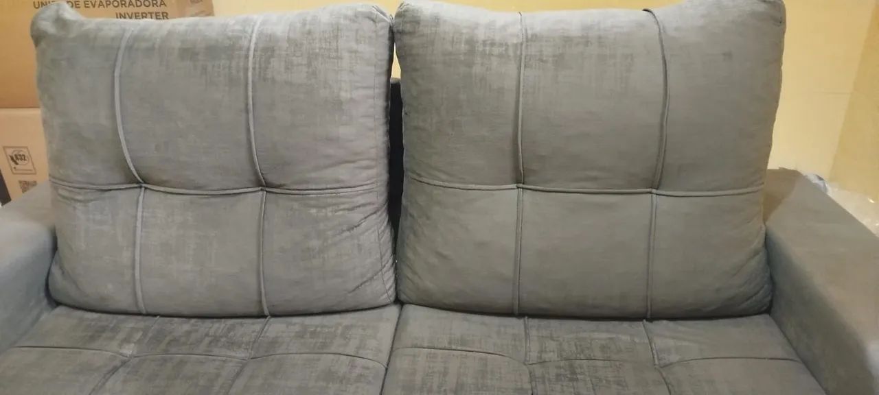 Desapego Sofá Retrátil em Suede cor cinza - Foto 4