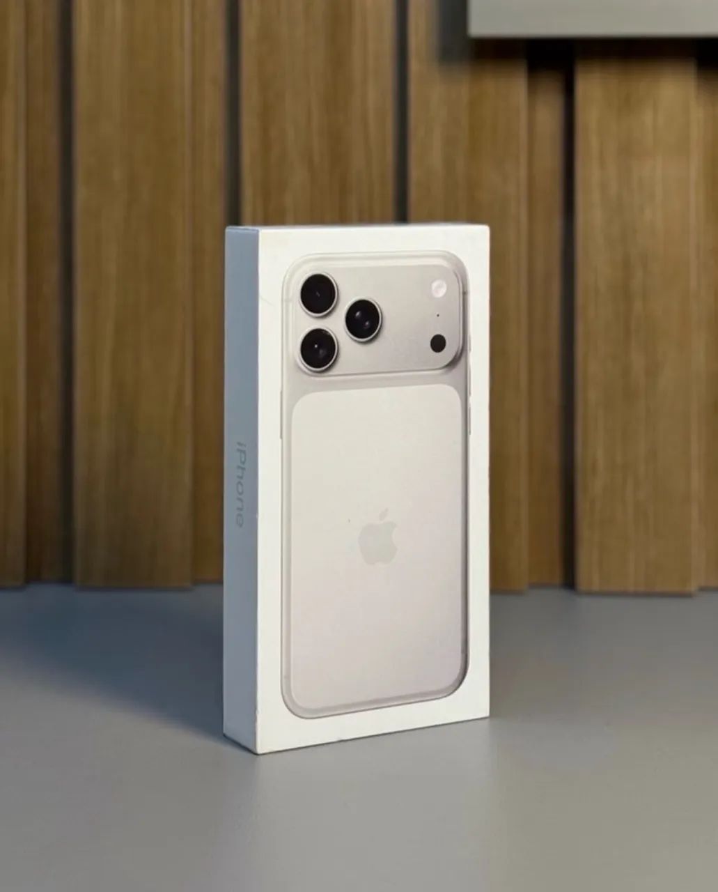 iPhone 17 pro Max Silver - 256GB LACRADO