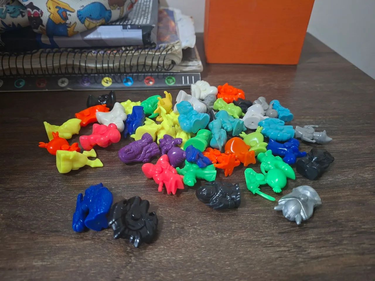 49 Gogos Crazy Bones sortidos