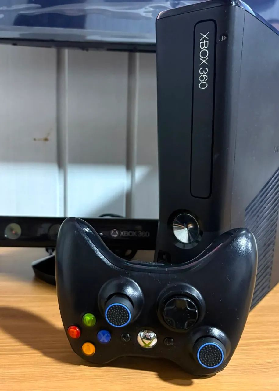Xbox 360 Slim + HD de Jogos - Foto 2