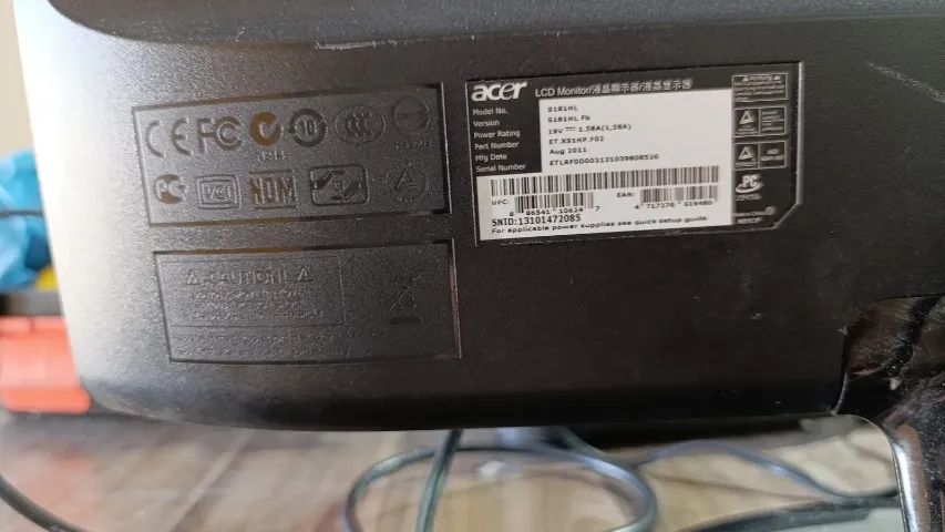 Monitor Acer LCD VGA 18,1 polegadas S181ML - Foto 4