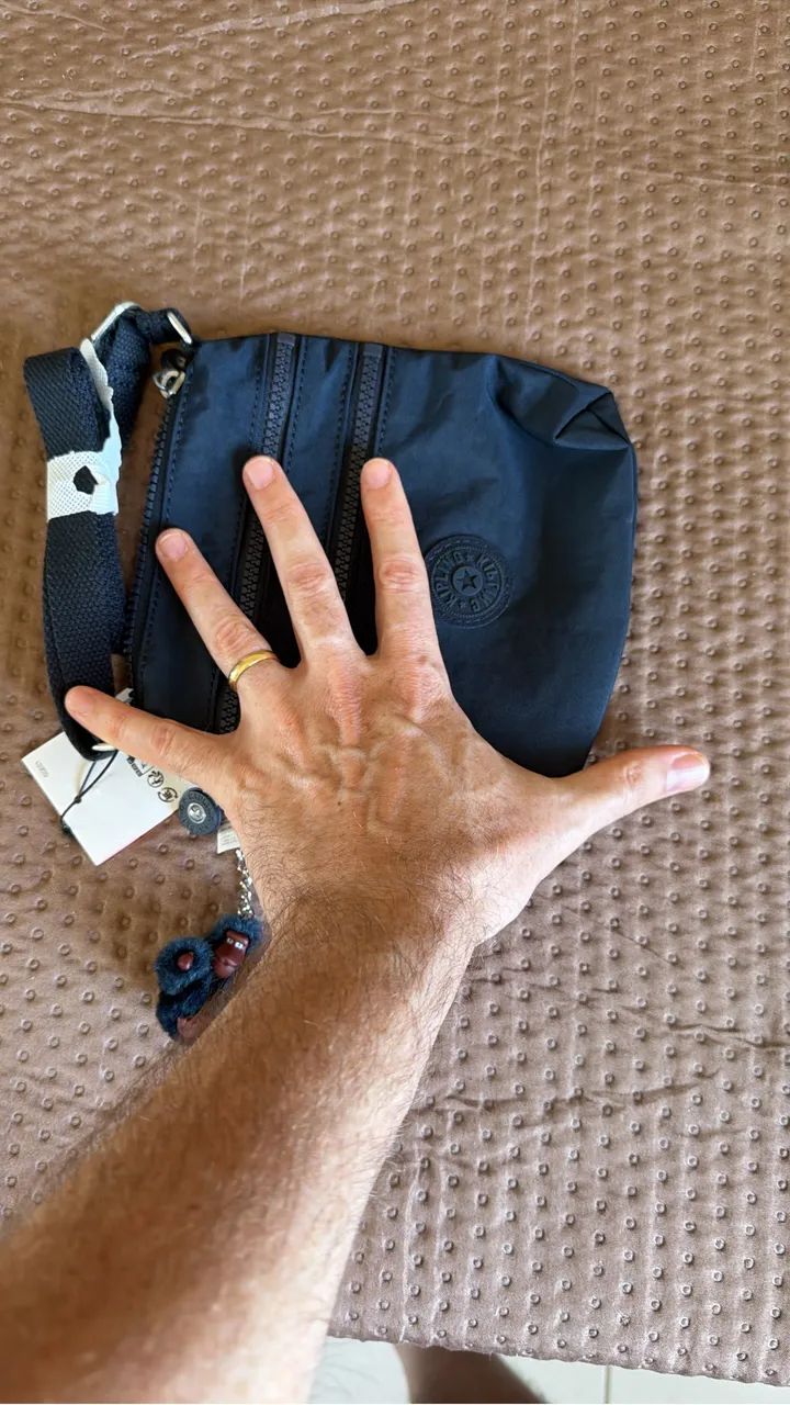 Bolsa Kipling ORIGINAL azul marinho - Foto 4