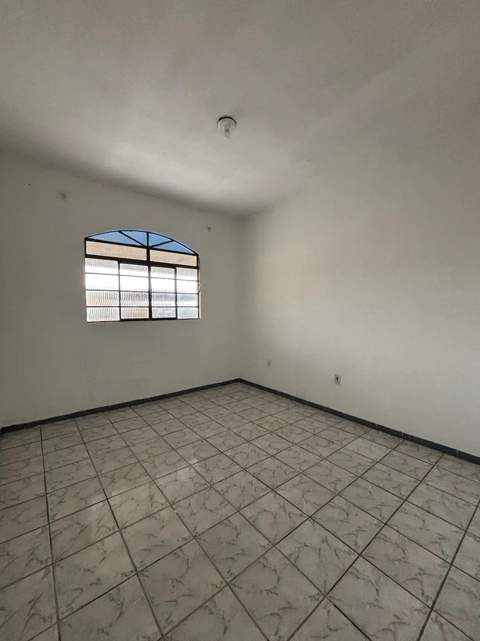 Excelente casa de 2 quartos com garagem em ambiente familiar e tranquilo - Foto 11