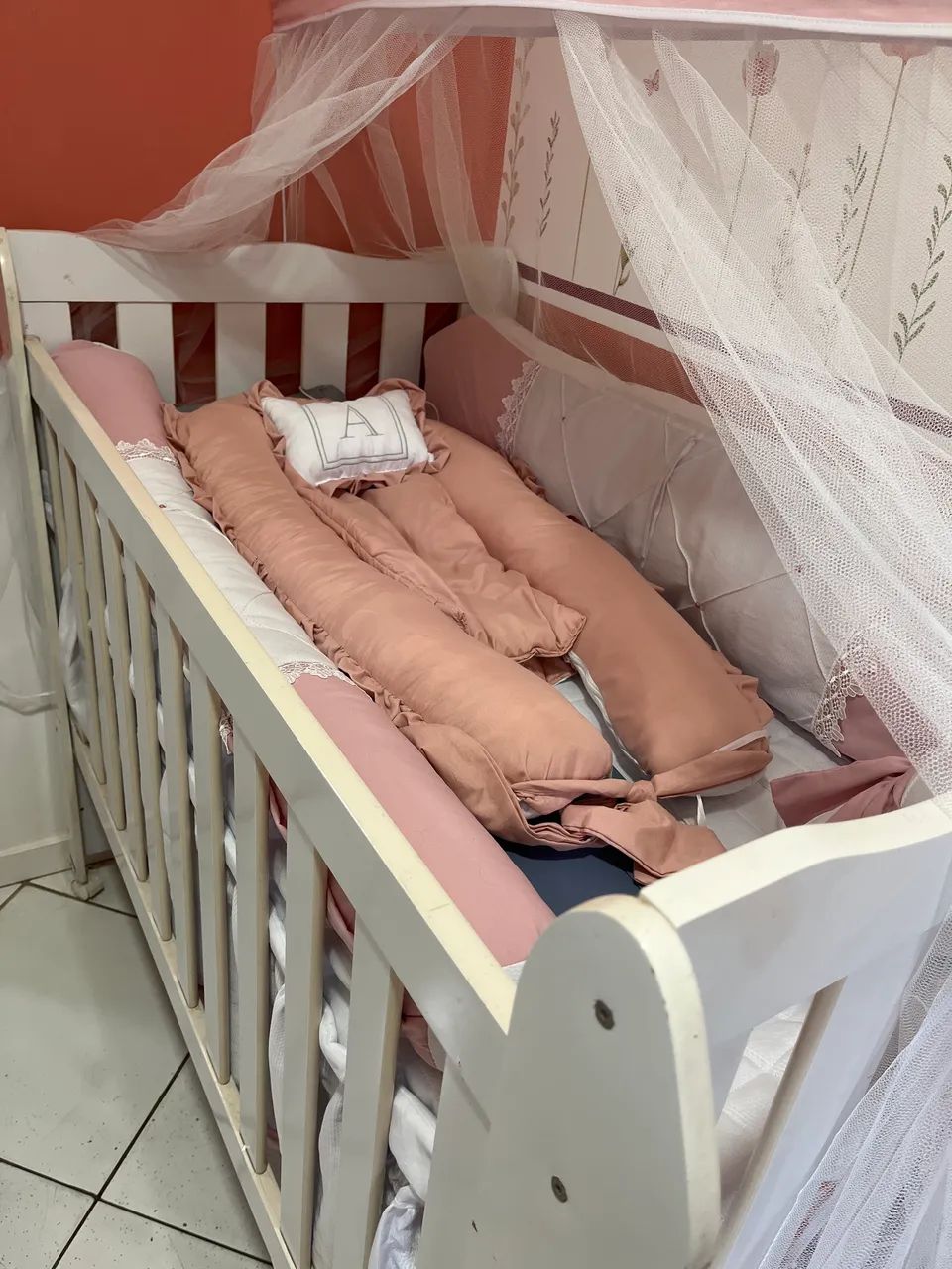 Berço infantil com colchão  - Foto 5