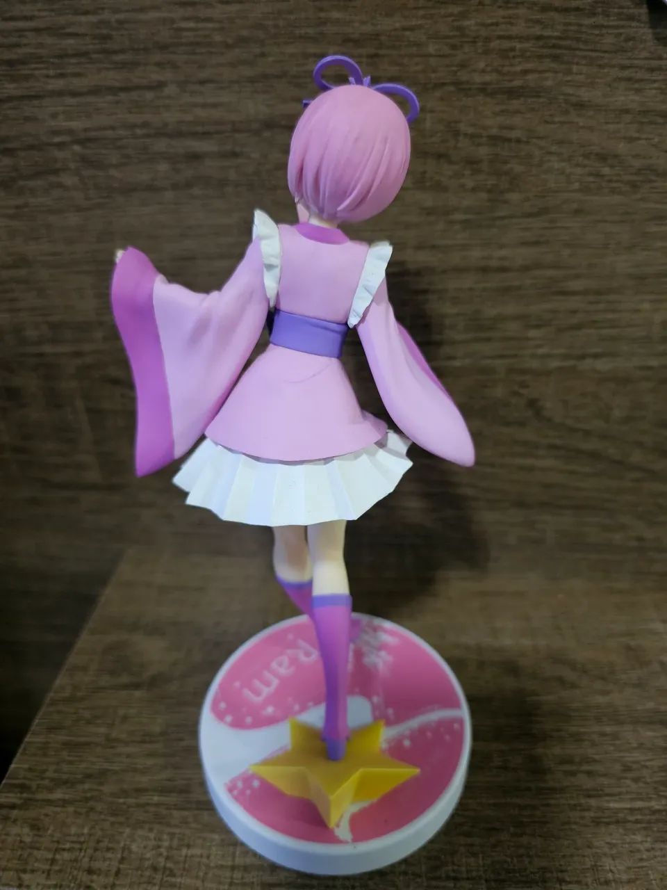 FURYU REZERO - Foto 4