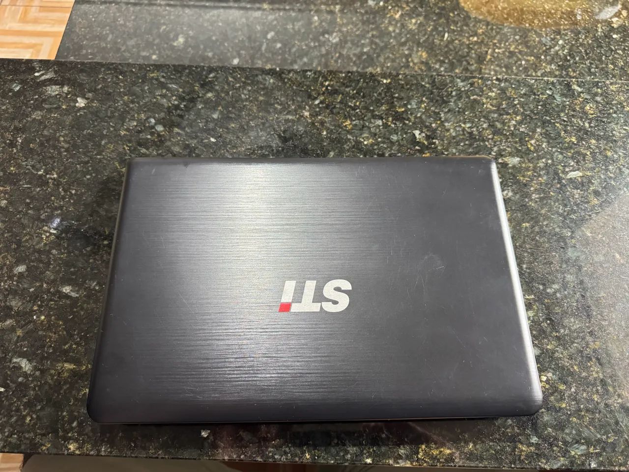 Notebook Sti Na 1401 Com Defeito Para Retirada De Peça - Foto 3