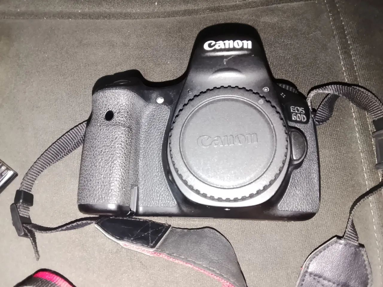 Camera Canon 60D - Foto 2